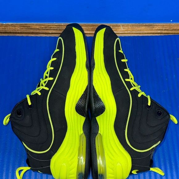 Size 11- Men’s Nike Air Penny 2 LE Cyber Volt Neon Green Black 535600-003 2012 - Picture 6 of 8